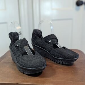 bernie mev. Black Woven Wedges